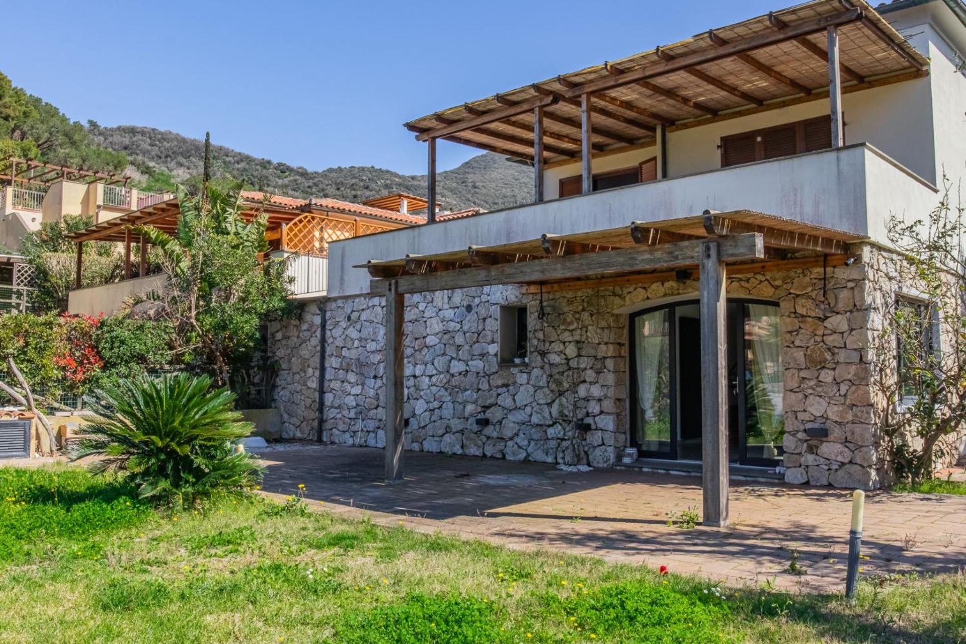 Villa Acquasalata Nisporto 外观 照片